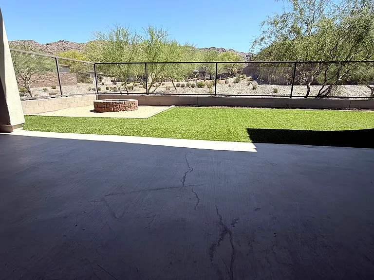 835 E Hopi Trl — Photo 23