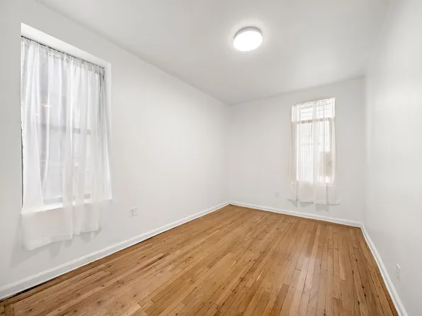 834 Riverside Drive image 9 of 12