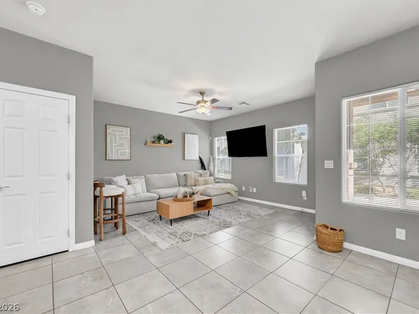 7342 Sunray Point St, North Las Vegas, NV 89084