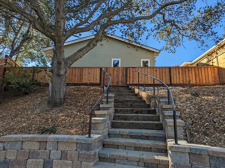 10485 Scenic Blvd — Photo 2