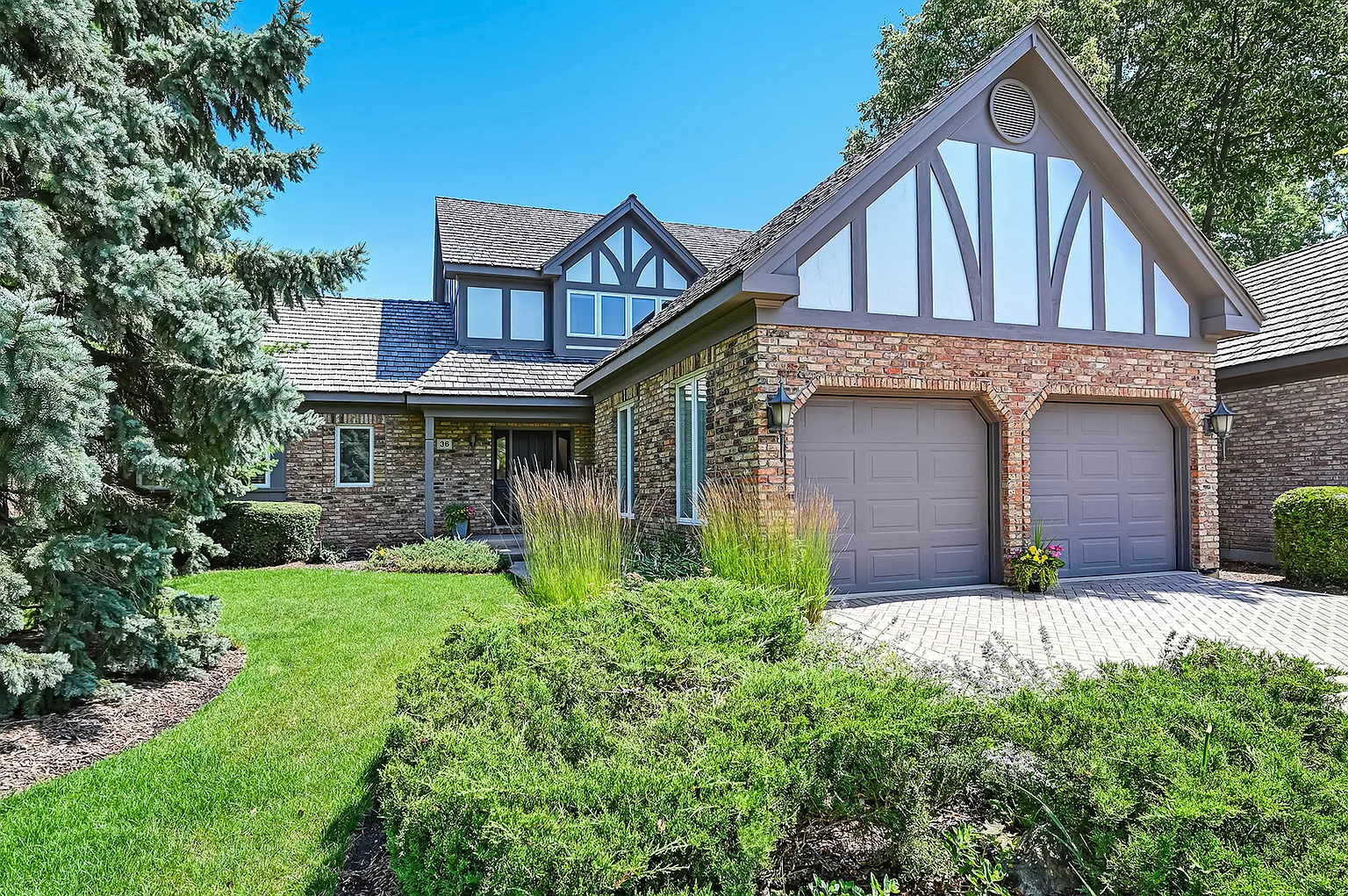 36 Lancaster Ct photo 1