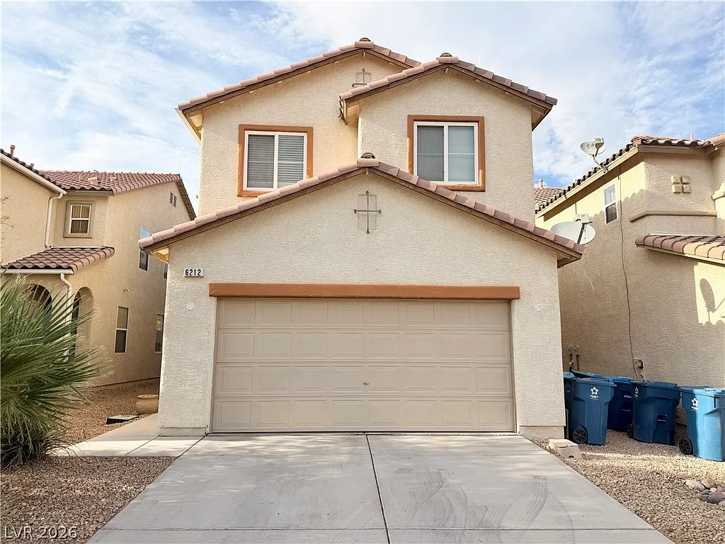 4 bed, 2.5 bath, 2039 sqft, $2,100 — Photo 1