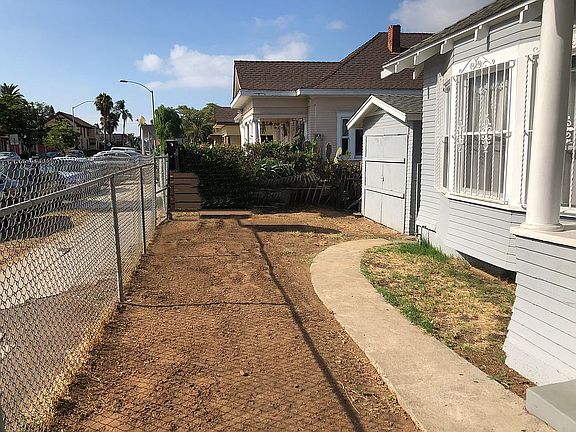 3rd image of 370 19th St