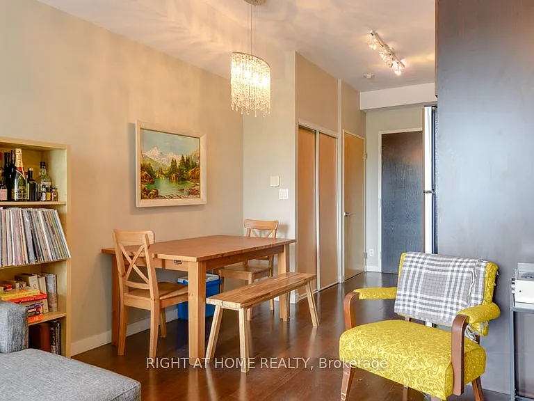 1 Shaw St #323 — Photo 7