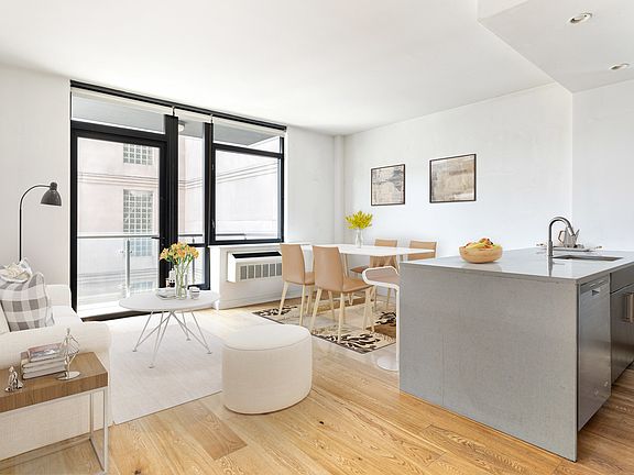 2nd image of 180 Nassau St APT 4C
