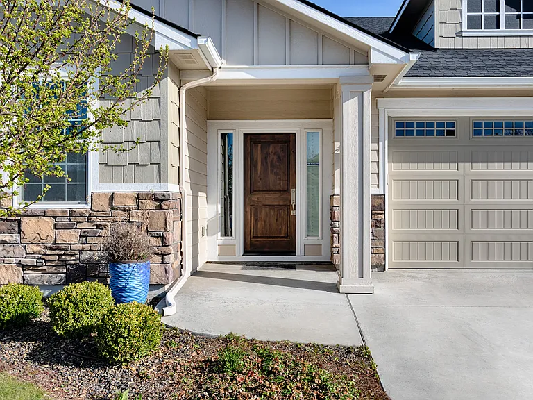 4640 W Shirdale Ct — Photo 2