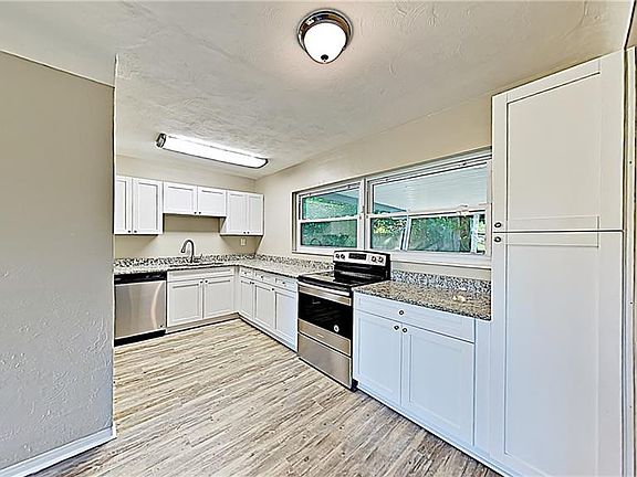 5th image of 5701 53rd Ave N