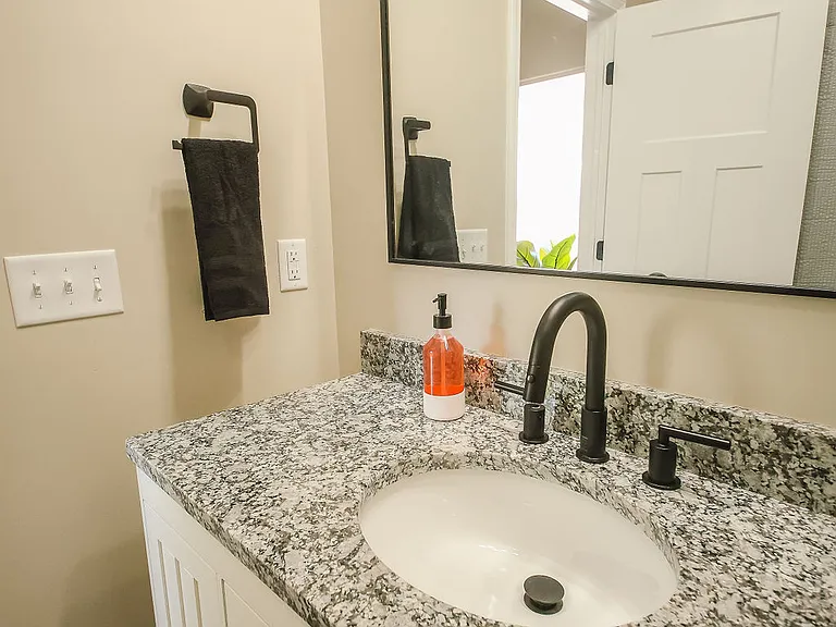 1805 S Courtland Ave — Photo 13