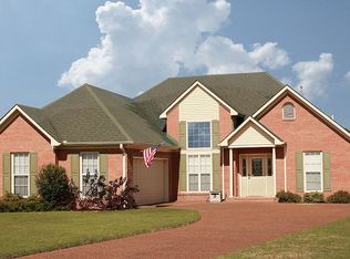 140 Empire Ave, Dyersburg, TN 38024