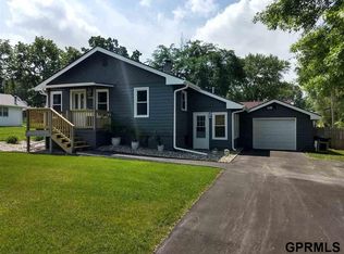 6145 Spaulding St, Omaha, NE 68104