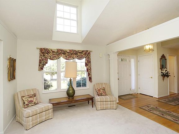 5th image of 3243 Indian Meadows Dr