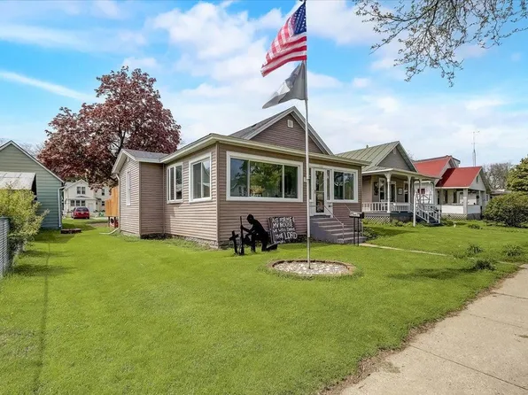 409 6th Avenue, Baraboo, WI 53913