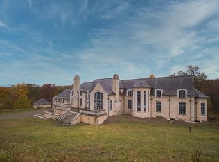 247 Sunrise Ln, Ligonier, PA 15658