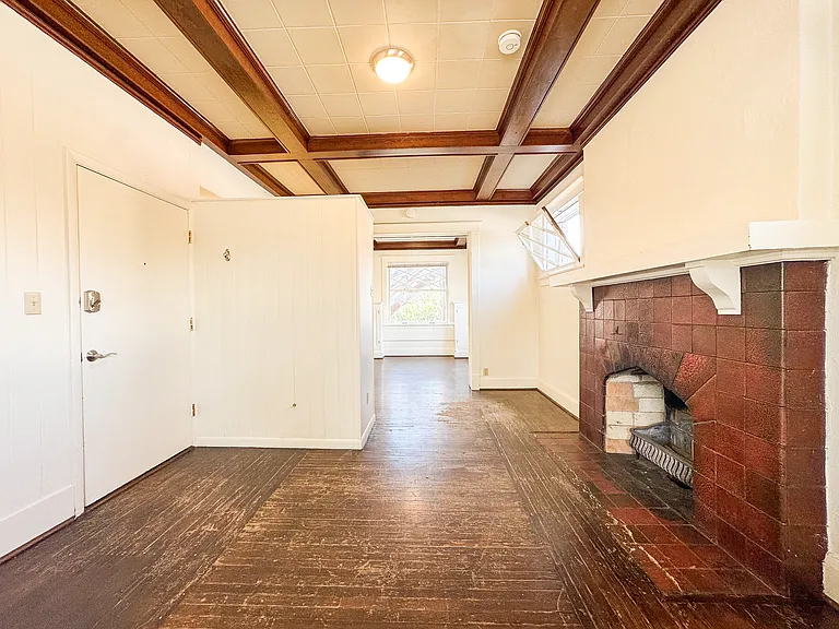 915 Grand Ave #2 — Photo 12
