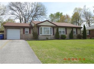 555 Foothill Rd, Sellersburg, IN 47172