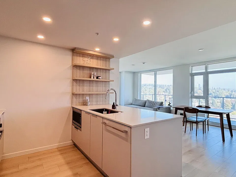 311 Alderson Ave #2303