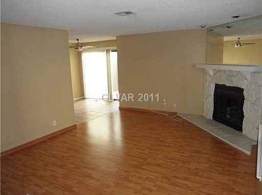2nd image of 2122 Pine Breeze Ln