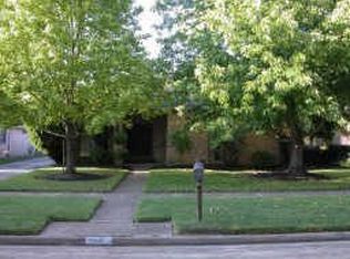 15426 Rio Plaza Dr, Houston, TX 77083