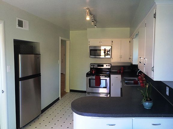3rd image of 1745 S Cushman Ave