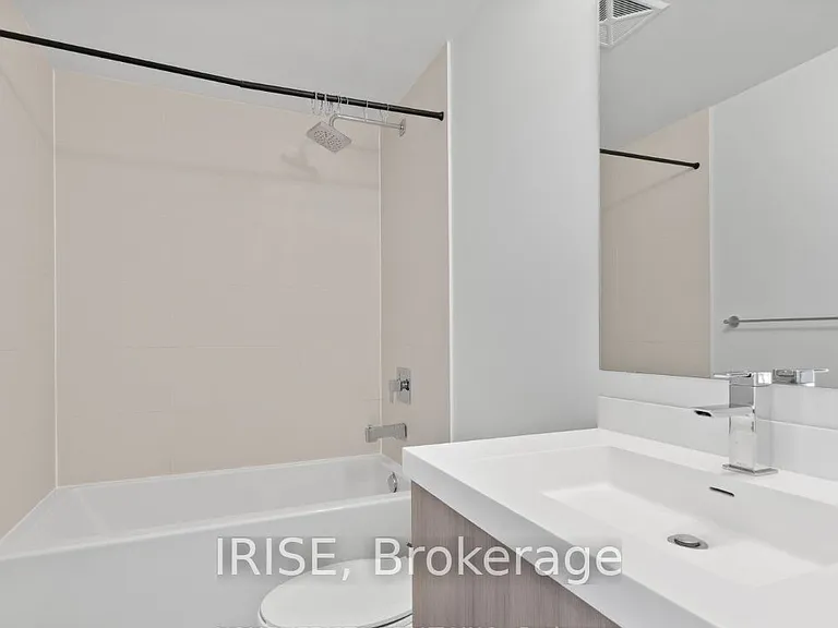 50 Wellesley St E #2602 — Photo 19