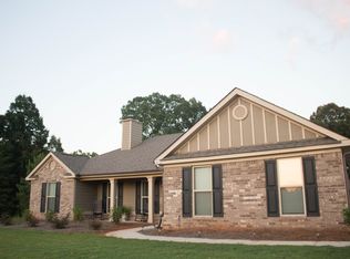 2116 Perry Place Ln, Monroe, GA 30656