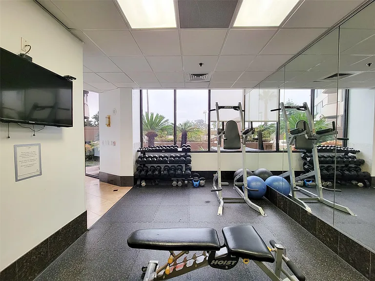 3525 Sage Rd #908 — Photo 40