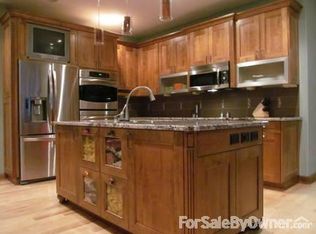 19601 Decatur St, Elkhorn, NE 68022