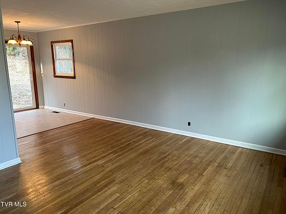 3rd image of 111 2nd Ave W