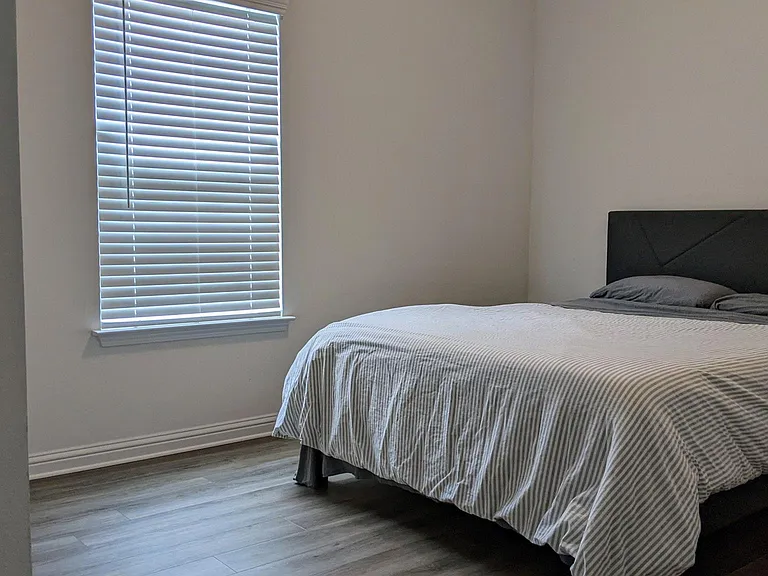 16529 Glimmering Rd — Photo 17