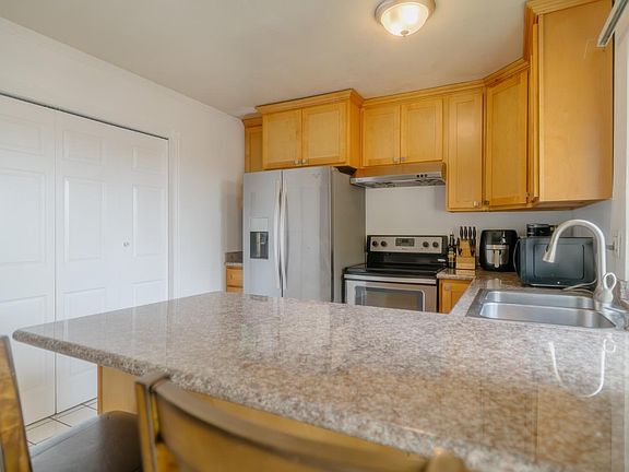 4th image of 468 Avenida Arboles