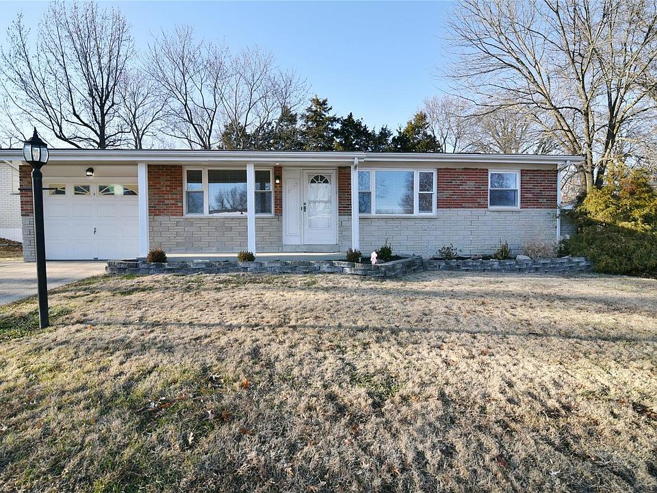 1st image of 2603 Camino Dr