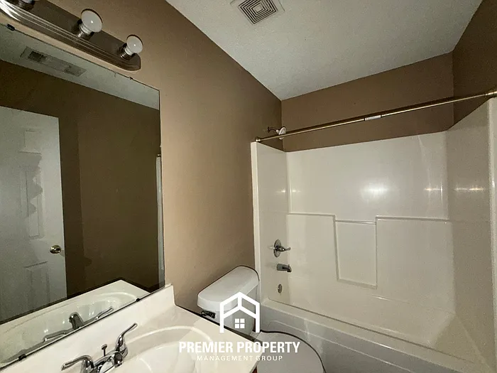 3755 Clarion Dr — Photo 14
