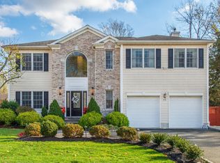 175 Grove Ave, Verona, NJ 07044