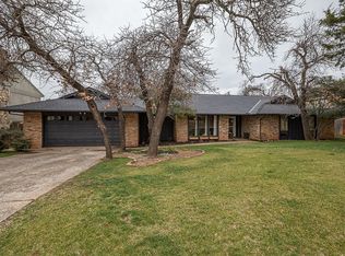 417 Timber Ridge Rd, Edmond, OK 73034