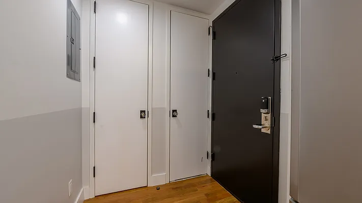 Rented by Nooklyn NYC LLC | media 71