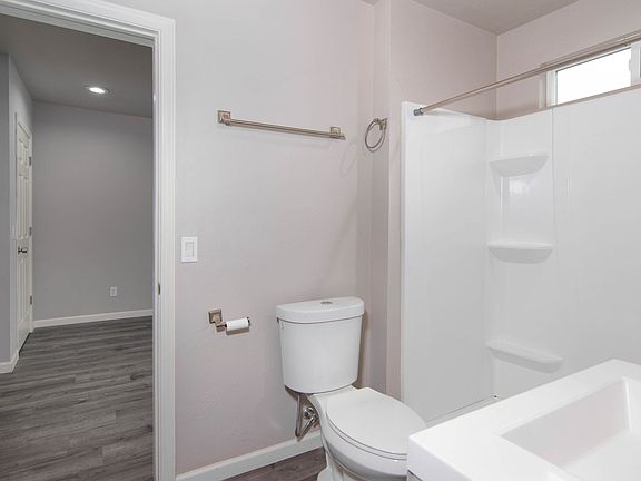 3rd image of 1314 W Mallon Ave #C