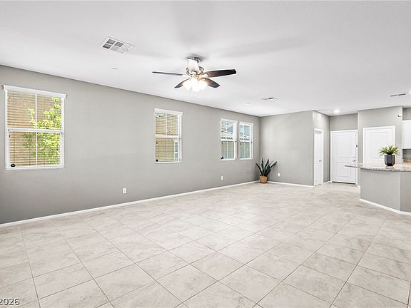 4th image of 2864 Cabrillo Terrace St