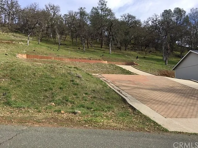 19401 Moon Ridge Rd photo 1
