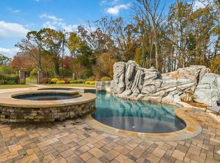 220 River Meadow Ln, Social Circle, GA 30025