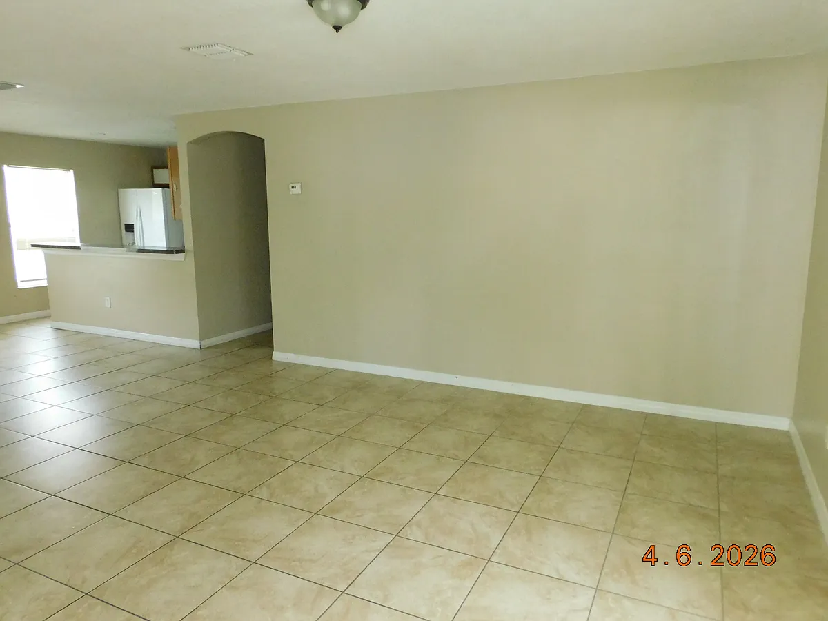 Building Photo - 2418 Ruddenstone Way