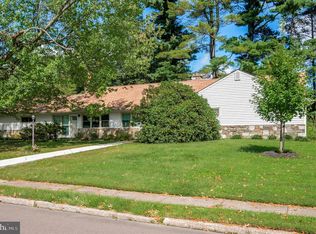 835 Llanfair Rd, Jenkintown, PA 19046