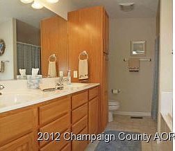 3rd image of 1407 N Garwood Dr