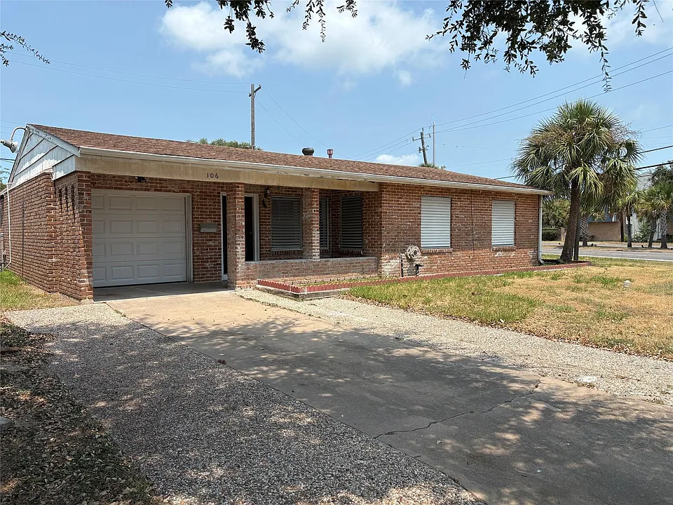 106 Barracuda Ave