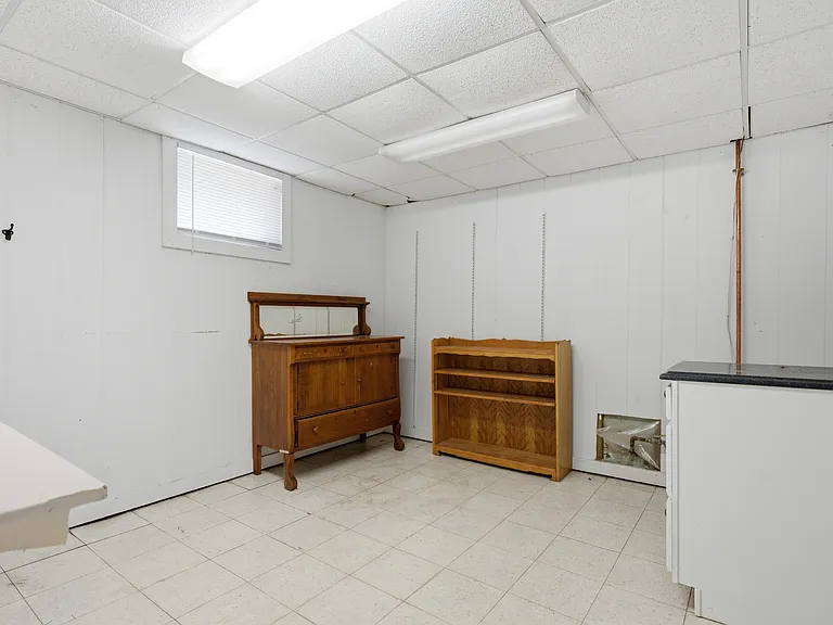 1154 Hotz Ave — Photo 22