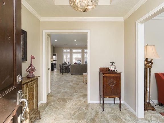 4th image of 2116 Paintbrush Avenue