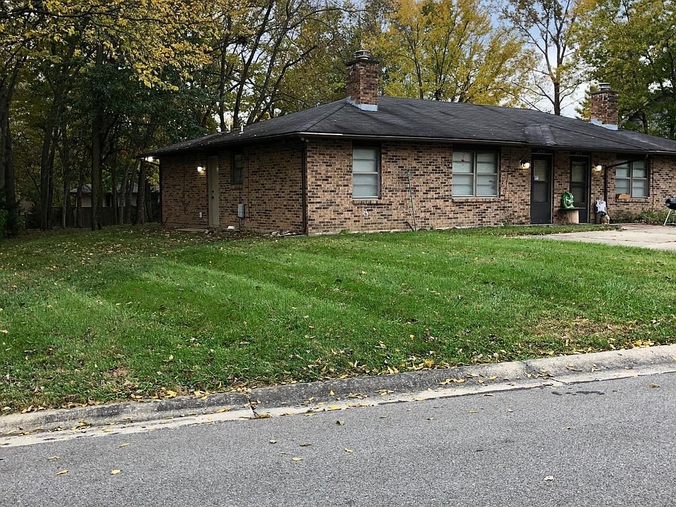 2nd image of 456 Maple Grove Way