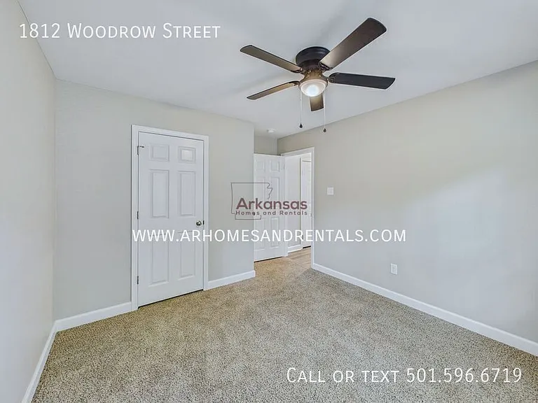 1812 S Woodrow St — Photo 11