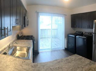 112 Lawrence St #C, Middletown, RI 02842