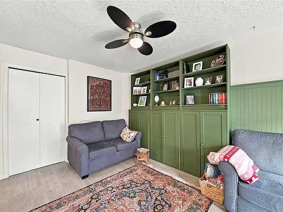 5th image of 545 Manchester Rd #212