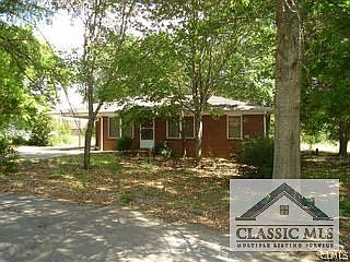 1st image of 509 Meadow Circle